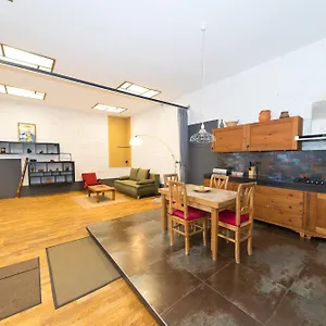 Cozy Loft At Opera Appartamento