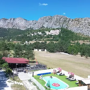 Camping La Pinatelle